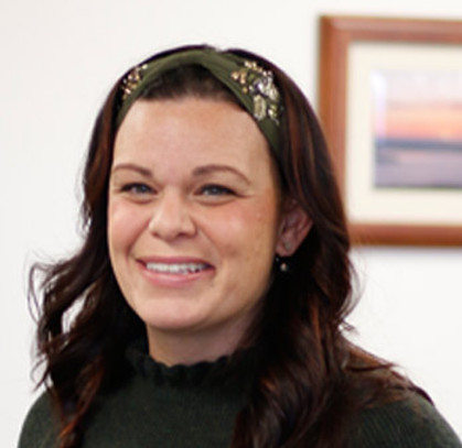 Kelly Head Shot .jpg