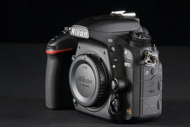 Cámara Nikon D750 Cuerpo 24.3 Mp Fx Wifi Full Frame Msi