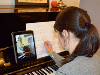 A Pianist's Guide to Teaching Online