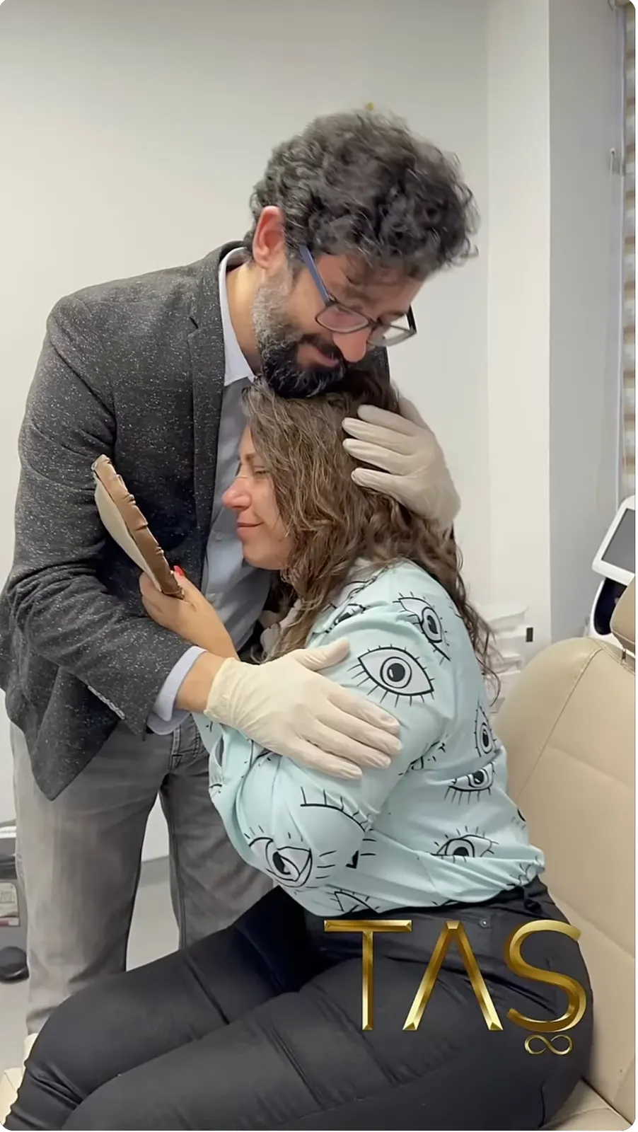 Suleyman Tas reviews – verified facelift patient review #19 (photo 1)