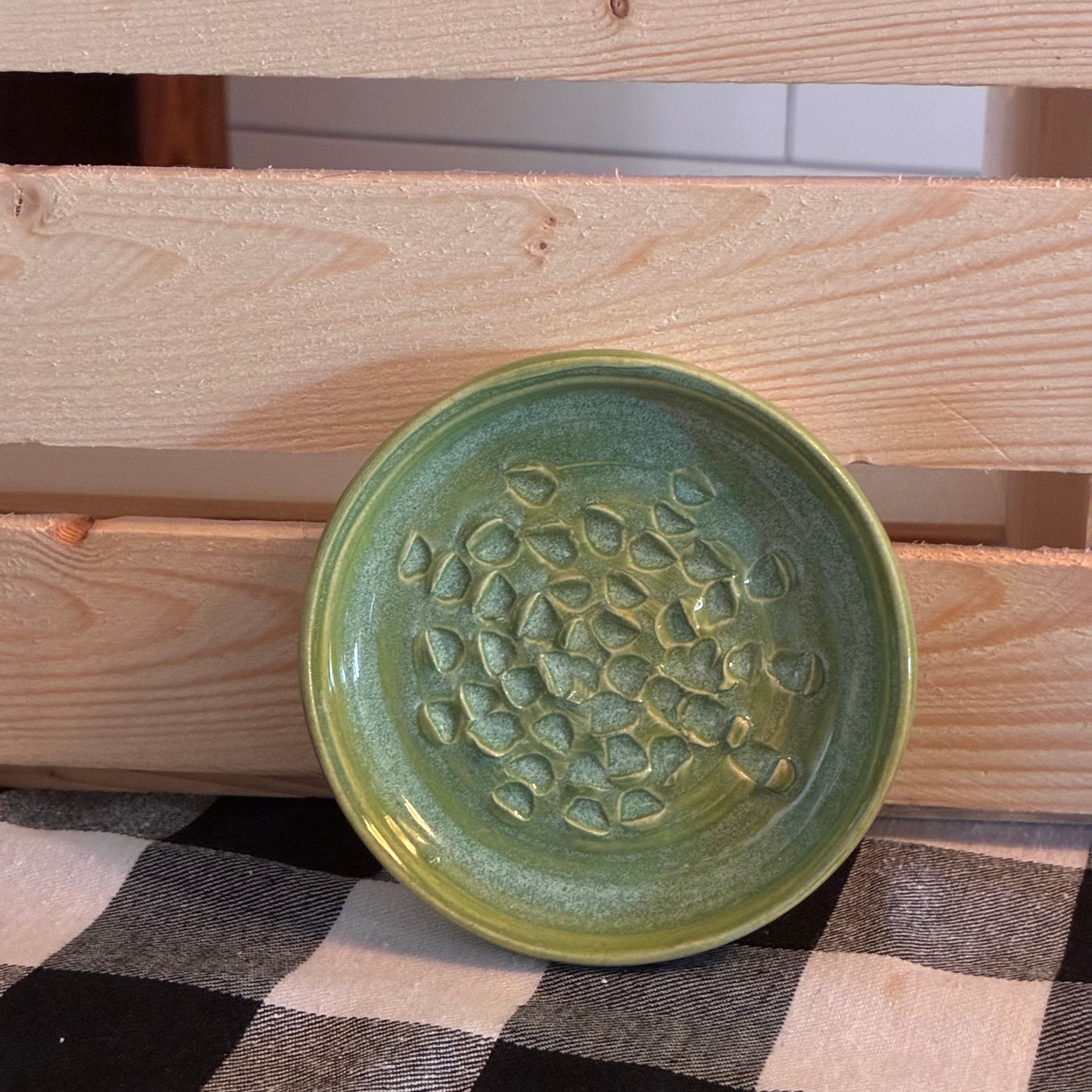 Green Garlic Grater/ Spoon Rest