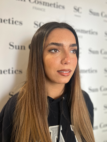 Avant pulvérisation du bronzage naturel sans UV pour un effet soleil immédiat.
