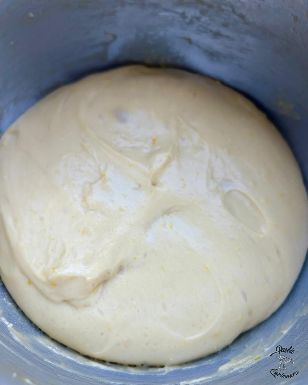Panettone - impasto in lievitazione