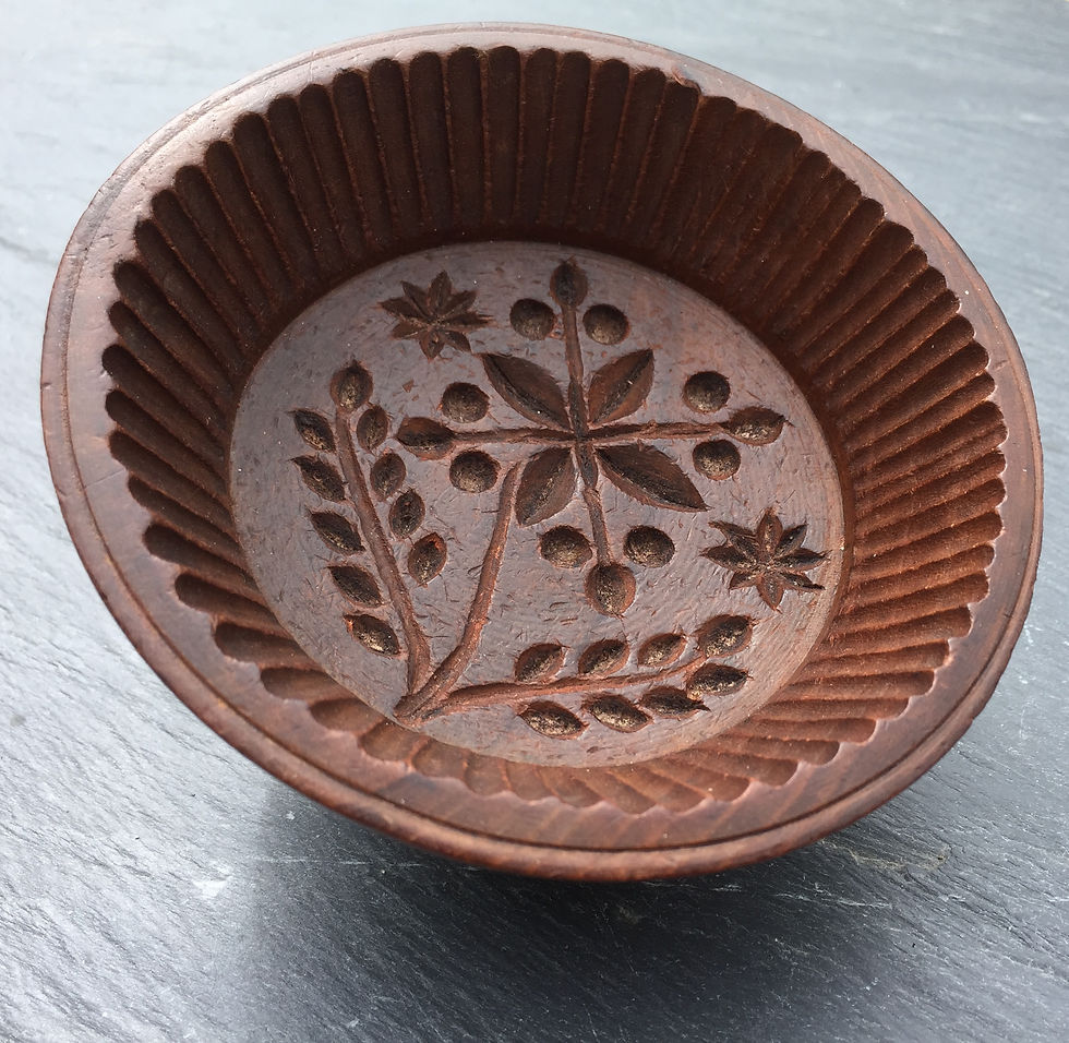 Thumbnail: Antique Treen Flummery Mould