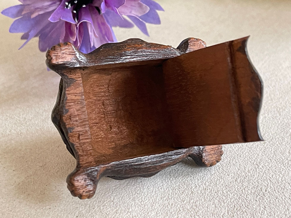 Thumbnail: A Rare Antique Tortoise Shaped Snuff Box- moving head