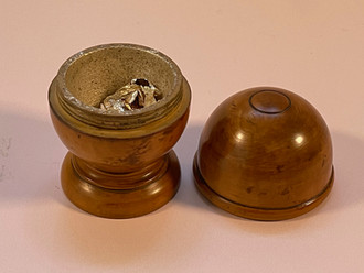 Apothecary, Pharmacy & Chemist Items