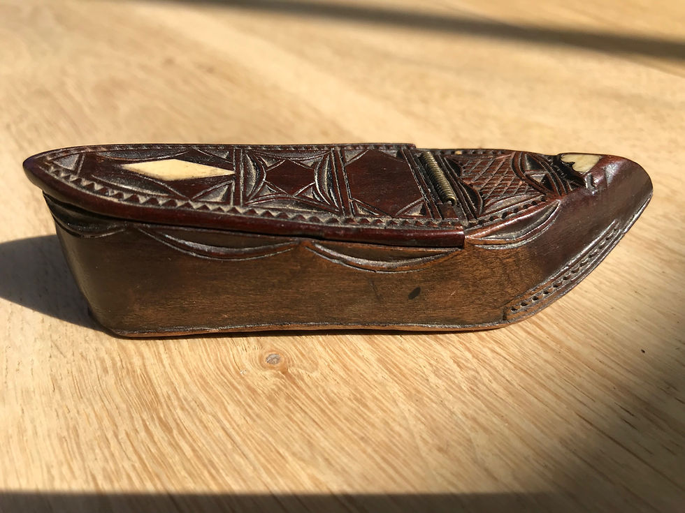 Thumbnail: Antique Prisoner of War Snuff Box