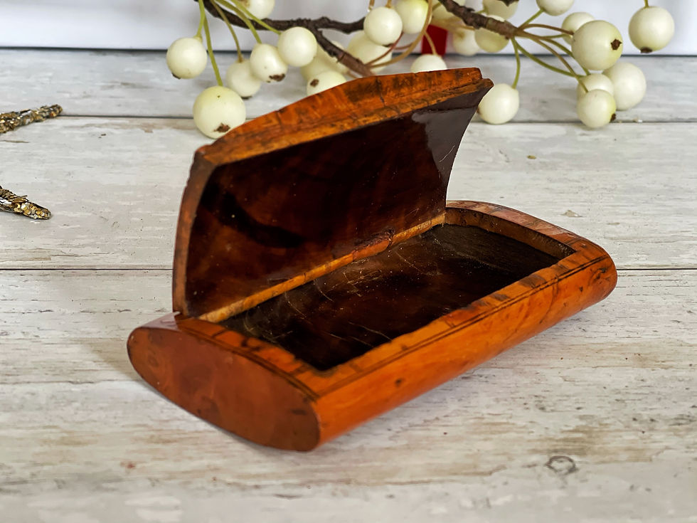 Antique Burr Birch Snuff Box