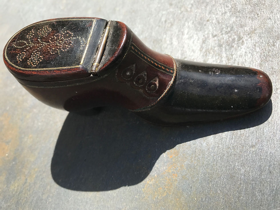 Thumbnail: Antique Snuff Shoe Box - Brass pique work Flower