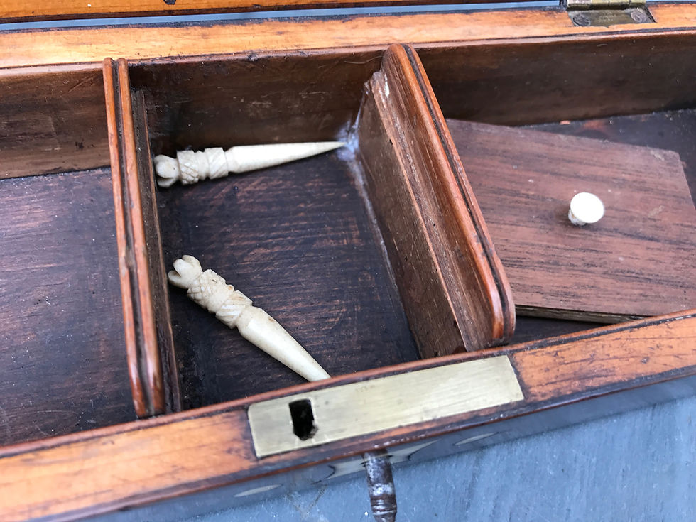 Thumbnail: Antique Yew Wood Cribbage Box