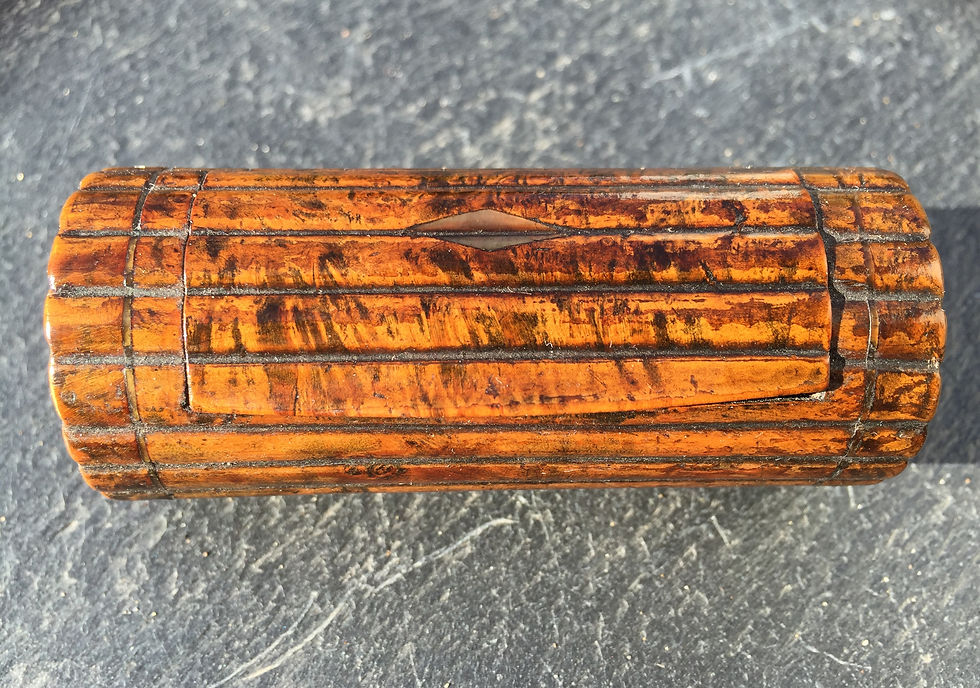 Thumbnail: Antique burr birch wood Cylindrical Snuff Box
