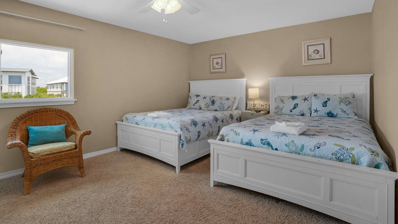 FL - 2 Queen Share w/ Attached Bathroom (Blue Tide)