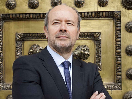 Tal como adelantó Confilegal, el ministro ha aprobado la Resolución que permite que abog y procur.