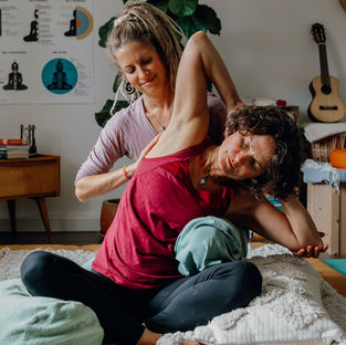 THAI YOGA MASSAGE & BODYFLOW