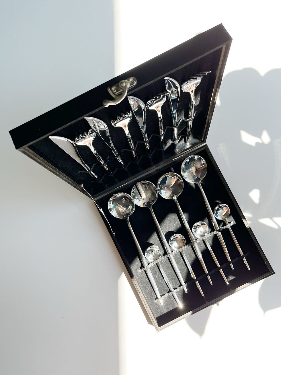 Thumbnail: Stainless Steel Cutlery Gift Set Mirrored or Matt Silver