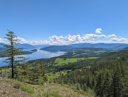 mount baldy sorrrento shuswap hiking marked trail lookout hike