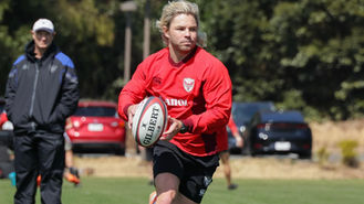 Faf de Klerk to start on return for relegation-threatened Yokohama