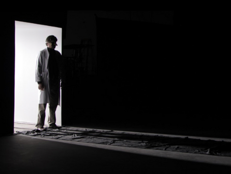  “EL ACRÓBATA EN EL TÚNEL”