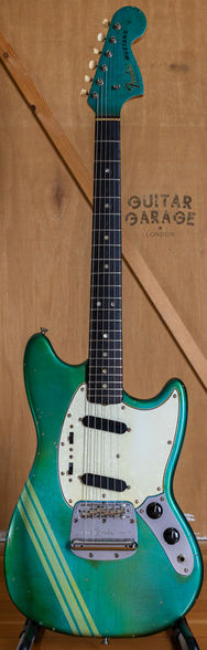 Fender Mustang Ocean Turquoise Competition Stripe