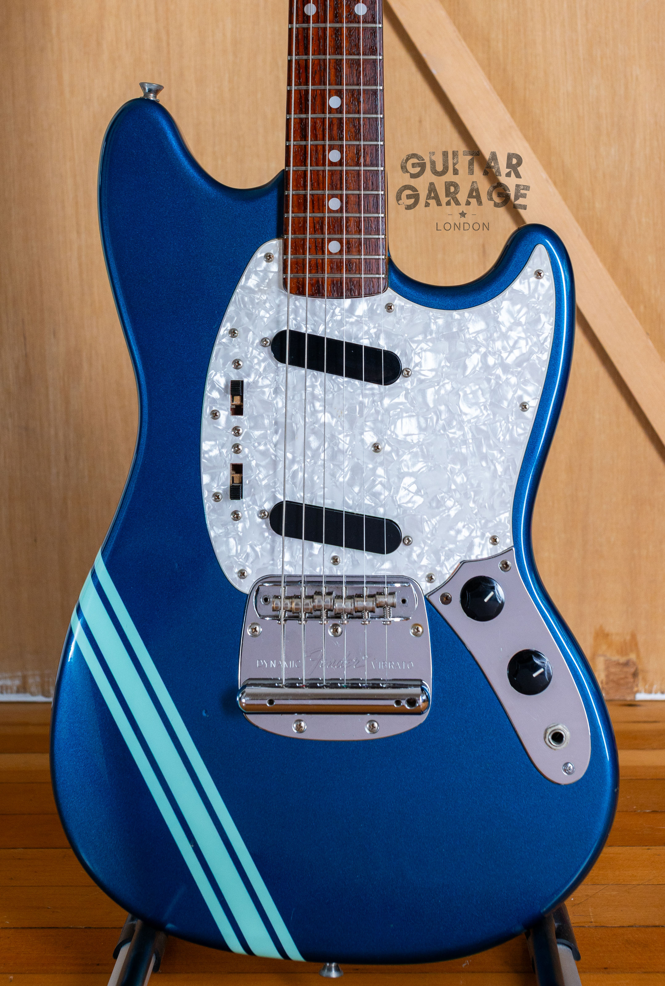 Fender Mustang - 69 Vintage Reissue - Japan - Competition Blue (2002)