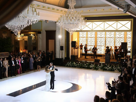 Why Do Couples Describe a Shadowbrook at Shrewsbury Wedding as Effortless and Timeless?