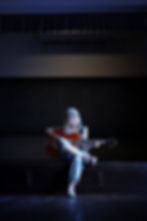 旧豊郷小学校にて安土華代(桜サンバースト)