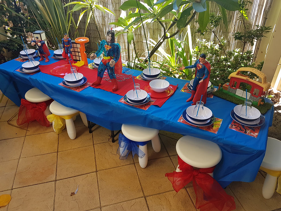 SUPERHERO