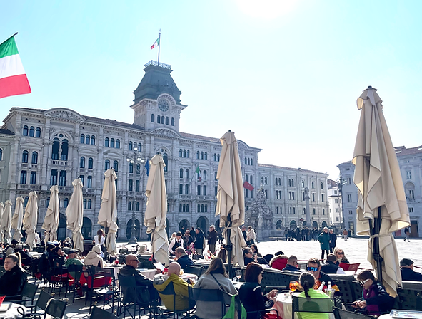 caffè degli specchi trieste copia.png