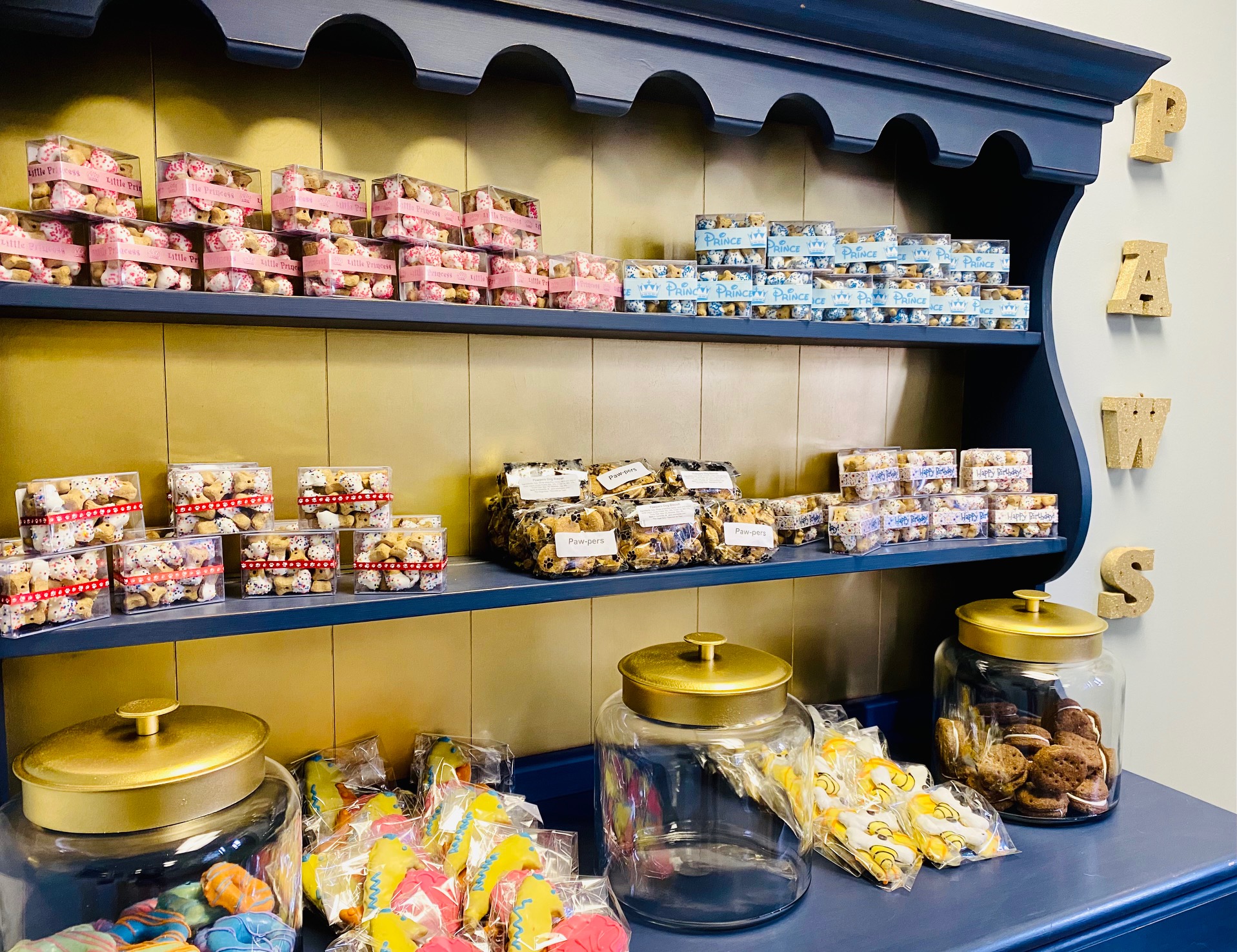 Paws Puppy Palace LLC