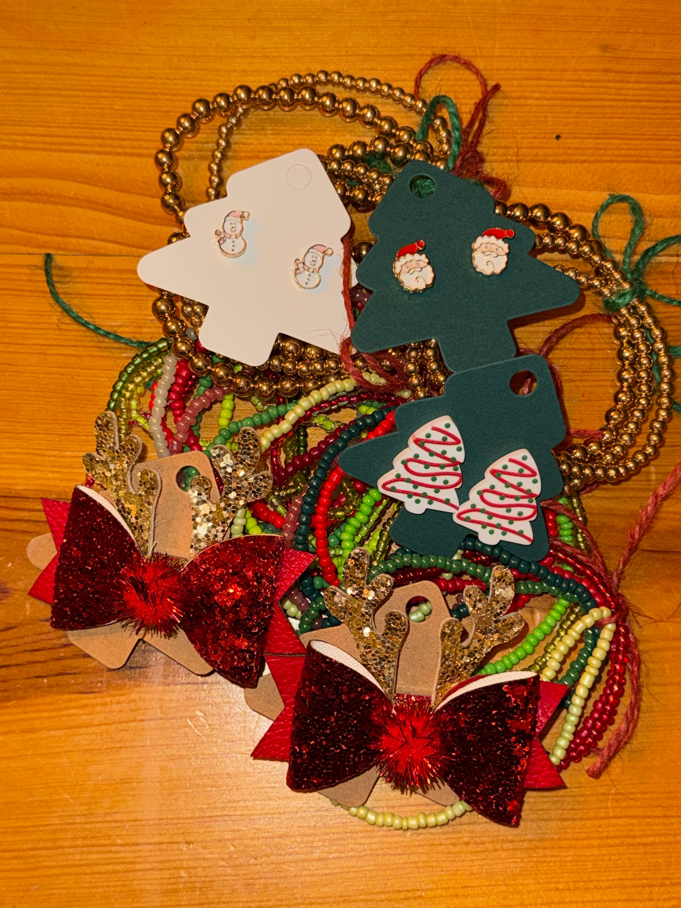 Holiday Accessories | Vail and Co. Marissa Rahe | Local. Palo