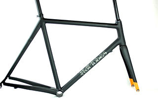 Hot Tubes Custom Frame Building