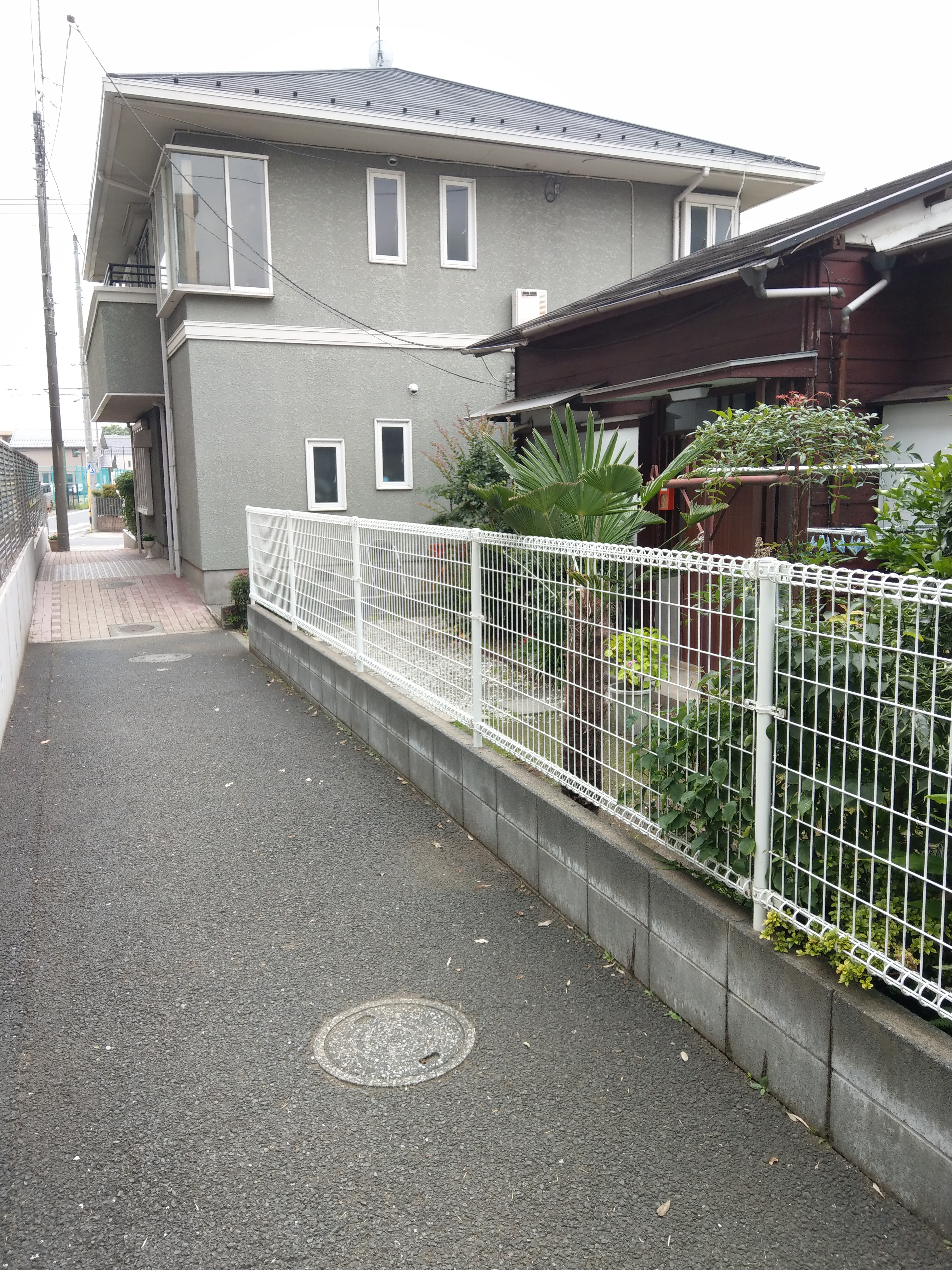 一軒家 外観(裏手)