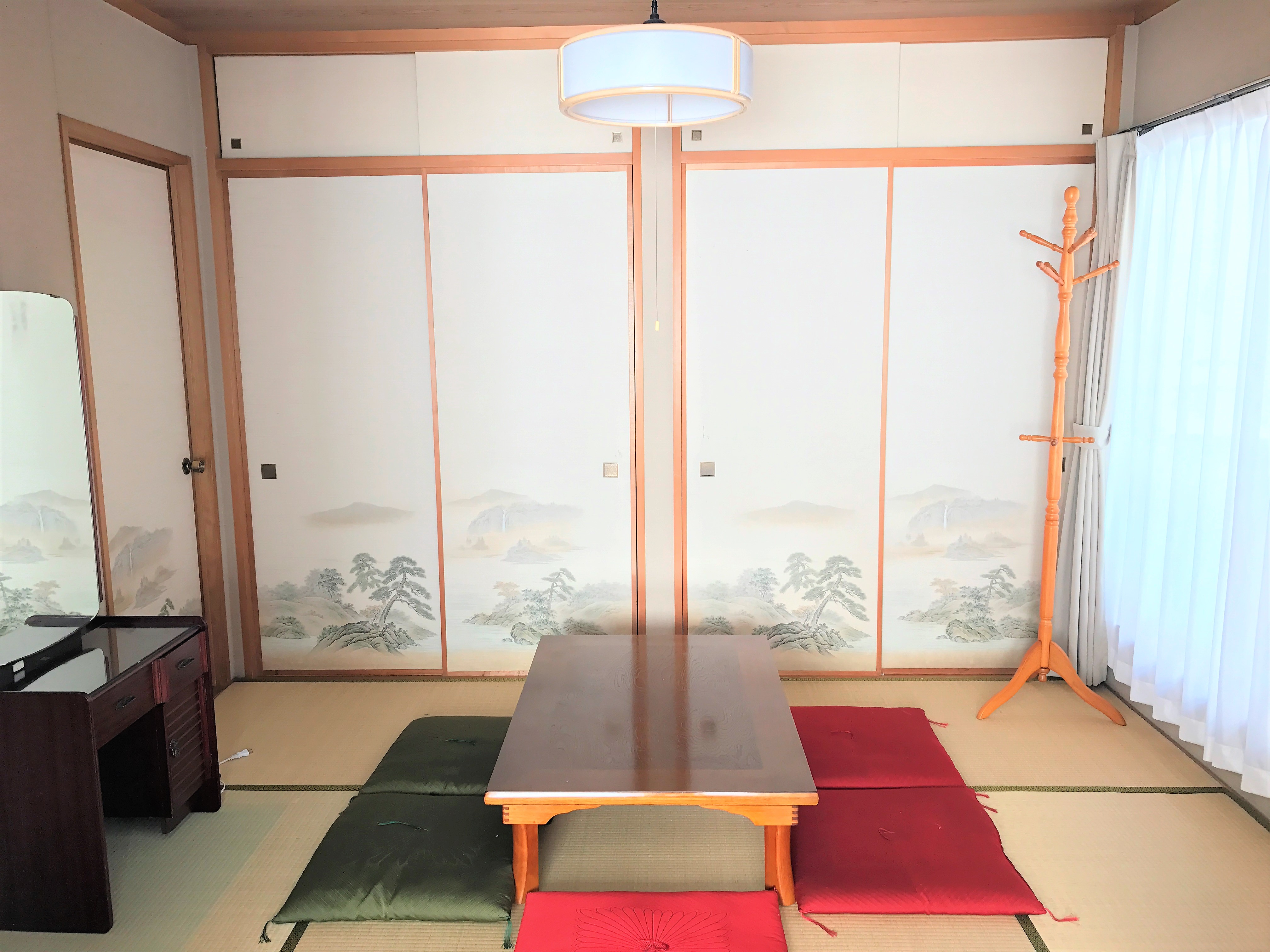 一軒家 2階 和室
