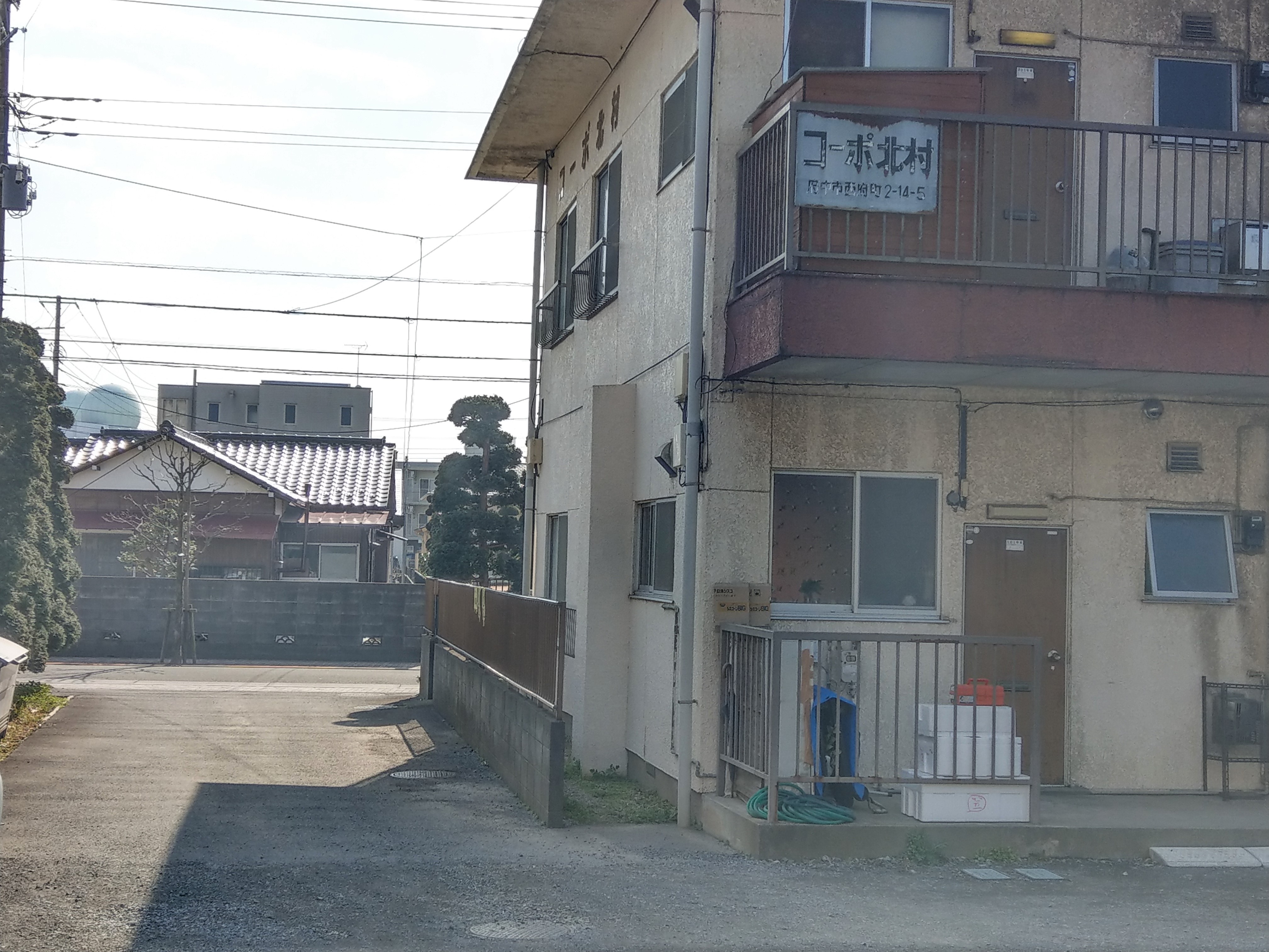 アパート 側道