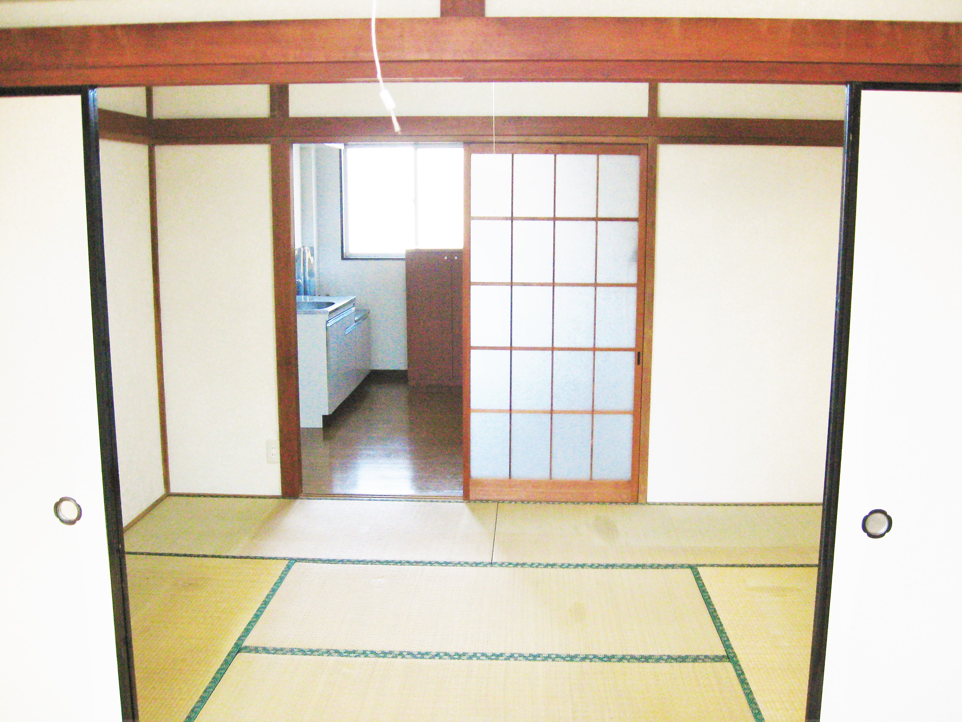 アパート104号室(ほぼ空部屋)和室