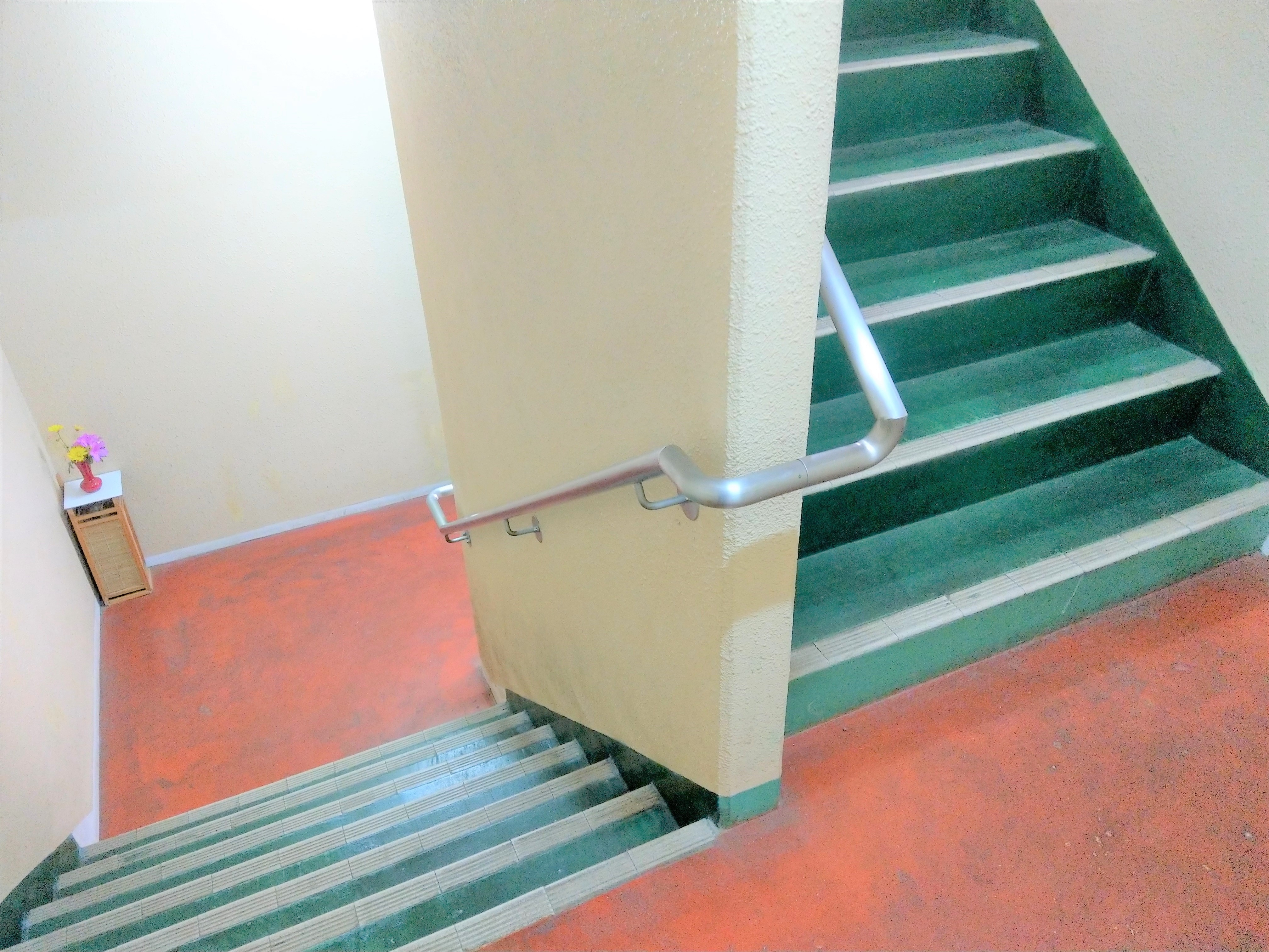 マンション共用部分 階段