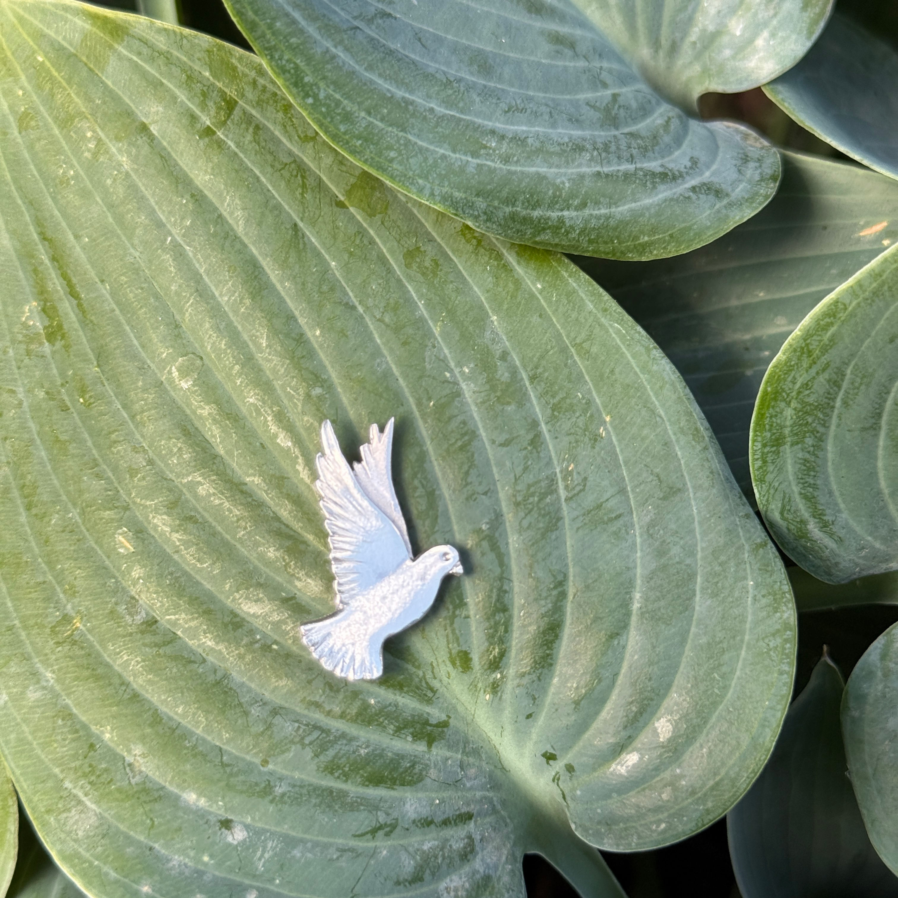 Peace Dove brooch (facing right)