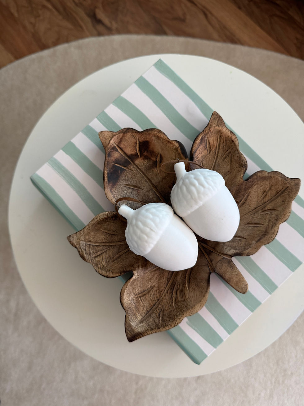 Miniaturbild: Herbsttablett | Dekotablett Herbst Mango Blatt