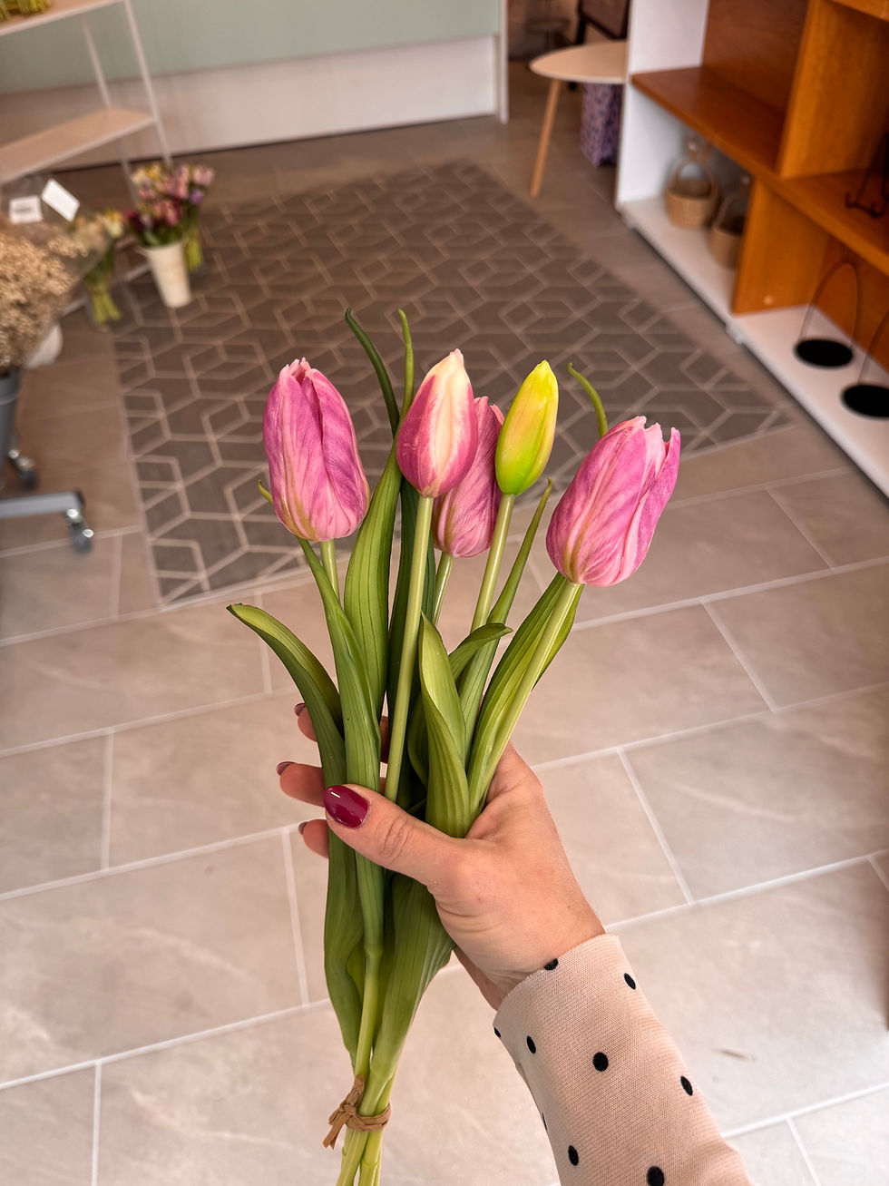 Miniaturbild: Tulpenbund künstlich | Frühlingsdeko Vasendeko