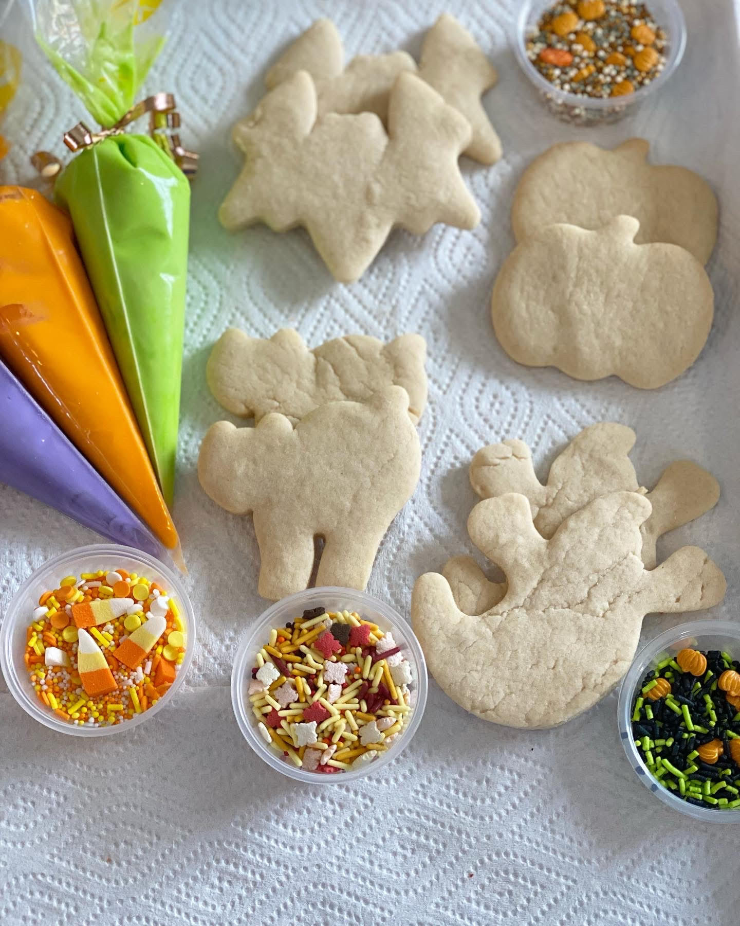 large Halloween cookie kit