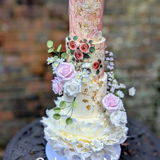 Sage green wedding, Vintage Wedding cake, Sugar flowers wedding cake, Floral wedding cakes, sugar flower wedding cakes, floral wedding cake, sugar flower wedding cake, sage green wedding cake, wedding cake, cakes by nina, cakes in Surrey, cakes in London, gold leaf floral cakes, cakes maker, unique wedding cake, wedding cakes London, wedding cakes Surrey, Wedding cakes Hampshire, bespoke wedding cakesake, with sage green rice paper ruffle and gold leaft sugar flowers and texturing, stunning wedding cake, wedding cake Surrey