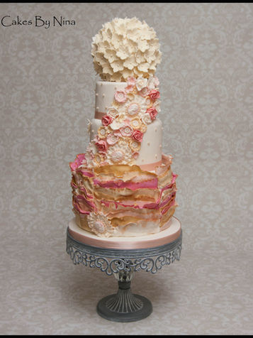 Romantic wedding cake, sugar flowers, topper cake, hanging wedding cakes, wedding cake