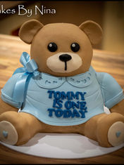 Large first birthday 3d cake bear