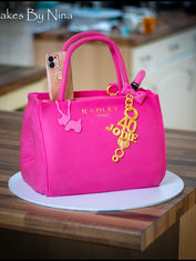 Pink handbag cake from Ladies Cakes