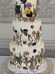 Buttercream wedding cake, ganache wedding cake, vegan wedding cake, gluten free wedding cake, sugar flowers, sugar flower wedding cake, luxury wedding cake, dried flowers wedding cake, drippy wedding cake, palattee wedding cake, - Horsley Towers