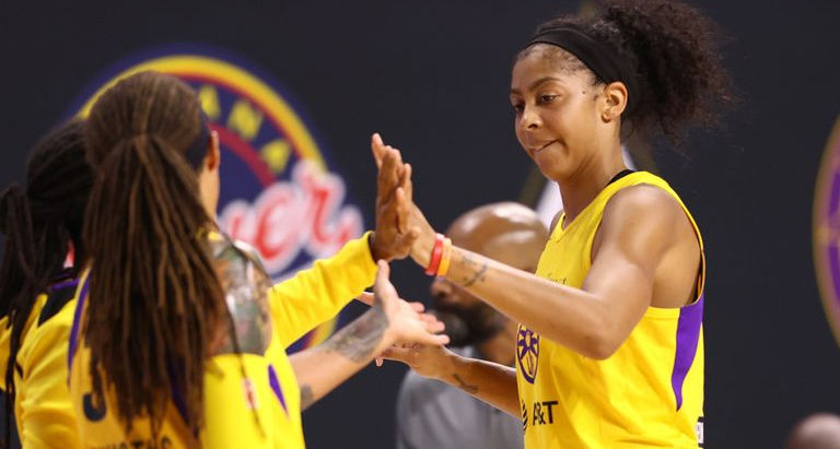 Los Angeles Sparks Clinch a Spot in the Playoffs with a 84-79 victory over the Dream