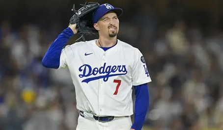 DODGERS AVOID PHILADELPHIA SWEEP BY TROUNCING PHILLIES 5 -0 ON THE ARM OF BLAKE SNELL