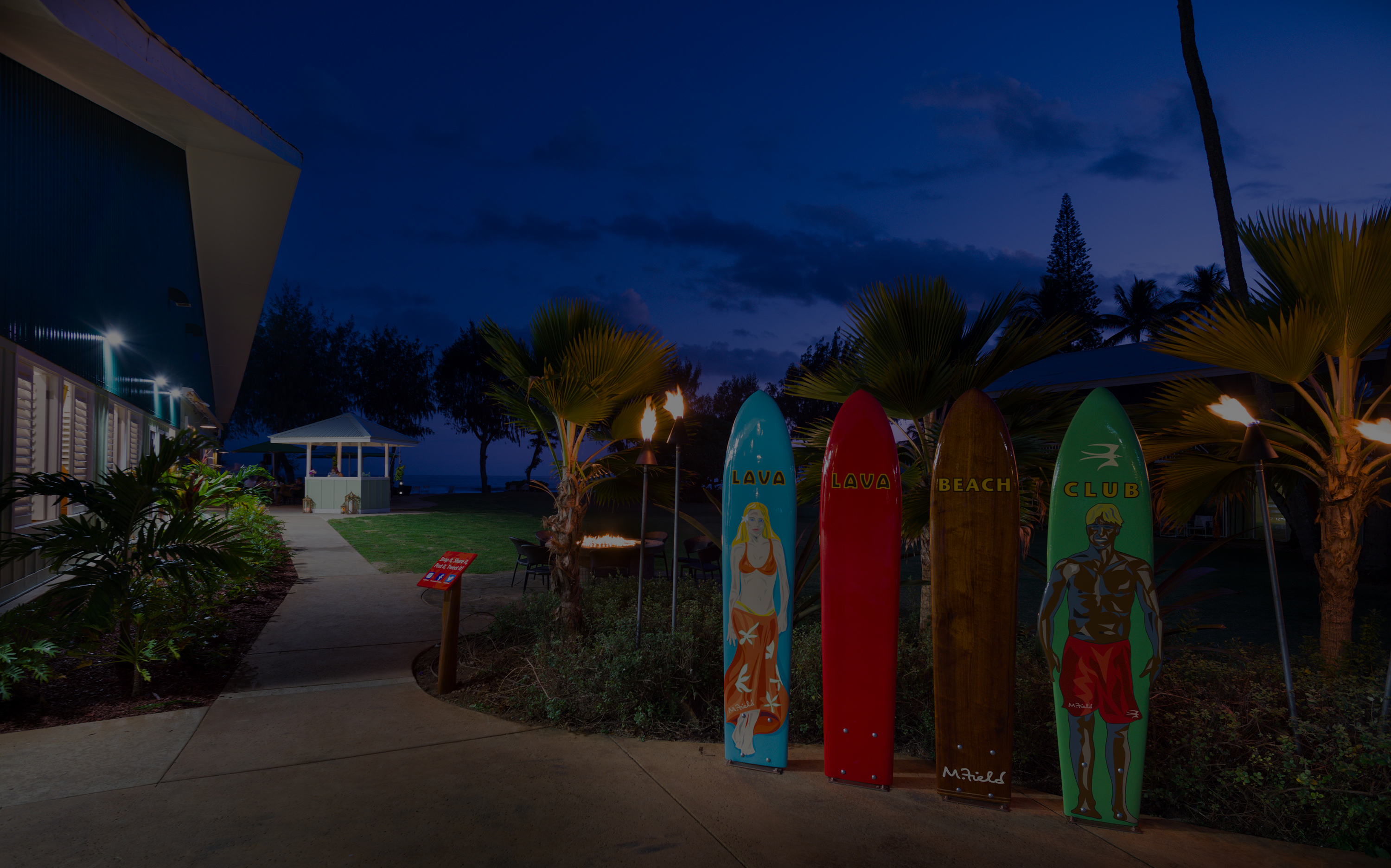 Entrance to Lava Lava Beach Club Kauaʻi