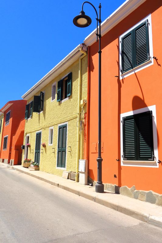 Les ruelles de Stintino, Sardaigne