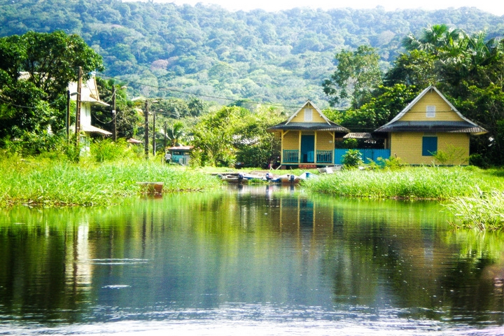 Le village de Kaw Guyane